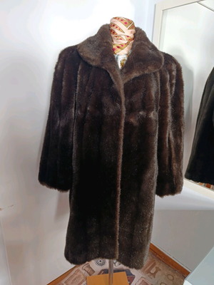 Eco-friendly women's fur coat like new, brown, size XL