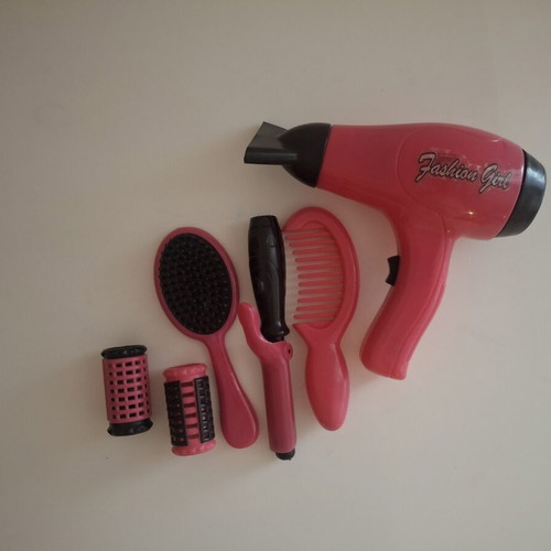 Hairdressing set and cosmetics like new