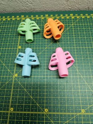 Pencil grips for writing learning 4 pieces, new, silicone