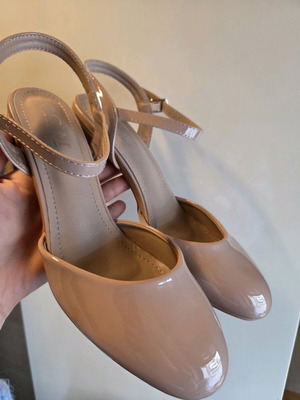 Bozikis pink/nude spring pumps new, size 39