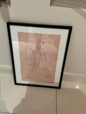 Κάδρο minimal ανδρική μορφή 42x32 εκ., μαύρο πλαίσιο