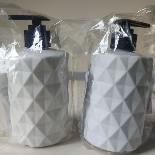 Liquid Soap Dispenser New with Modern Design