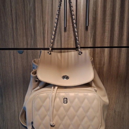 Backpack bag like new, beige faux leather with chain and straps