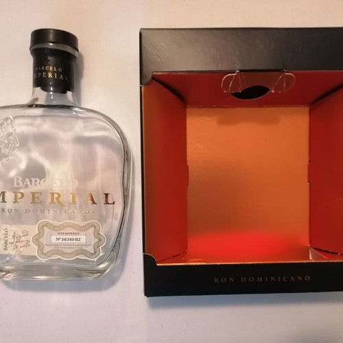 Ron Barcelo Imperial 700ml like new, empty decorative bottle