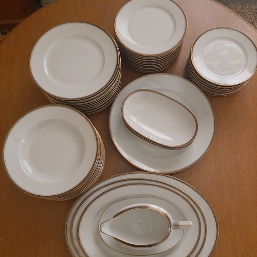 Bavarian Porcelain Dinnerware Set 69 pcs like new