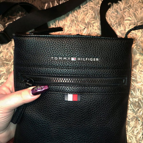Tommy Hilfiger black crossbody bag like new