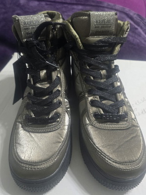 Replay sneakers size 41 new, gold