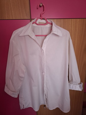 Perform Donna white cotton shirt XL like new with satin sleeve trim