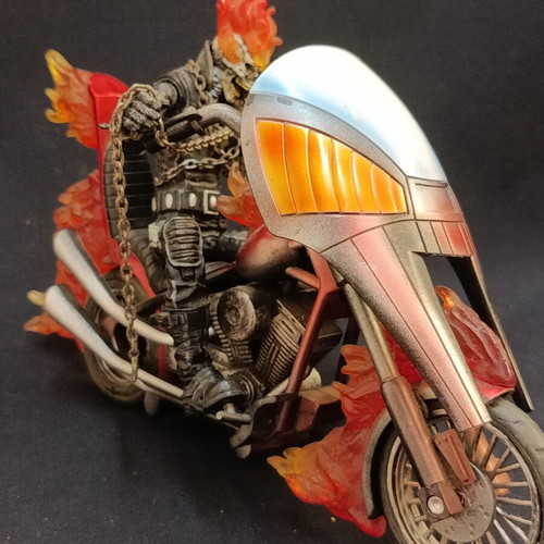 Ghost Rider figure 2004 Toy Bizz used with chain, 21 cm