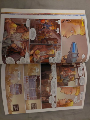 Flash newspaper comic like new