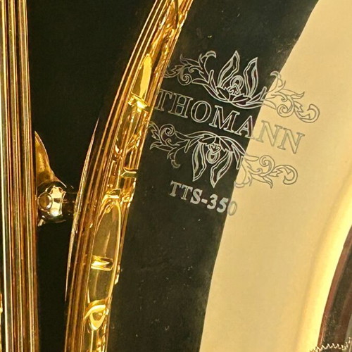 TTS-350 Tenoro saxophone like new with original packaging