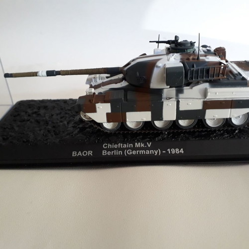 Chieftain Mk.V BAOR Berlin 1984 tank model scale 1/43 new