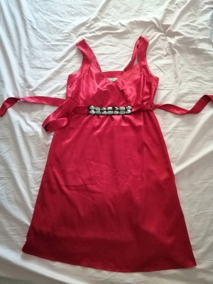 Formal dress red like new, size M