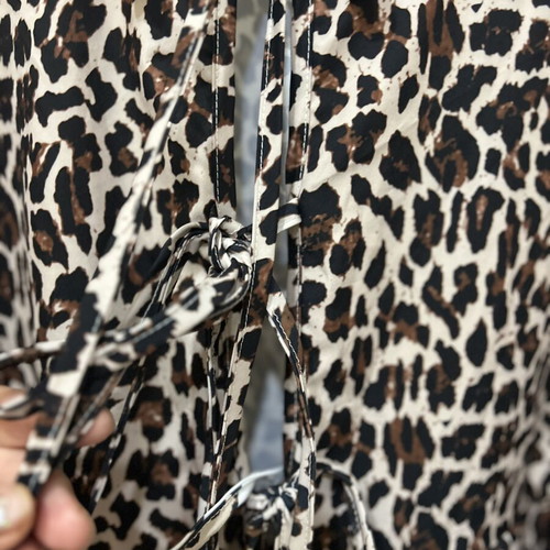 Polyester leopard print dress new, puff sleeves, smock style