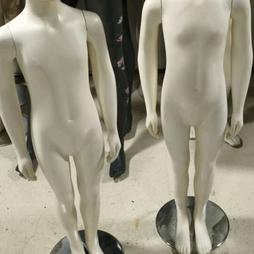 Child Display Mannequins pack of 7 like new with bases