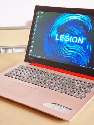 Lenovo Ideapad 320 като ново, SSD 240GB, 8GB RAM, Intel N4200, Full HD