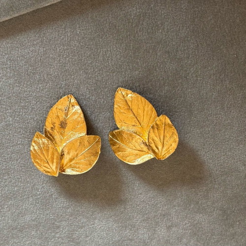 Trifari vintage clips earrings used, gold plated