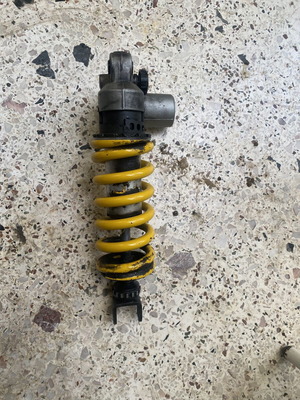 TDM 900 rear suspension used, damaged, 2004
