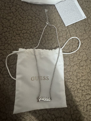 Guess necklace silver like new