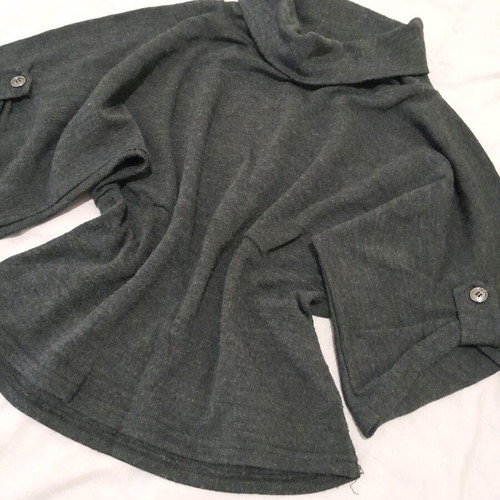 Gray sweater used in good condition