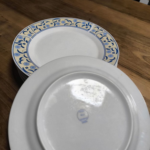 Studio M.a.s Fine Porcelain S. Bavaria set of 6 vintage plates with blue floral motif