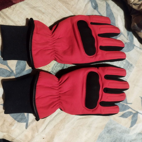 Winter motorcycle gloves new, size small