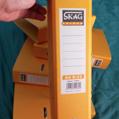 Skag A4 8-32 yellow binders pack of 5 like new