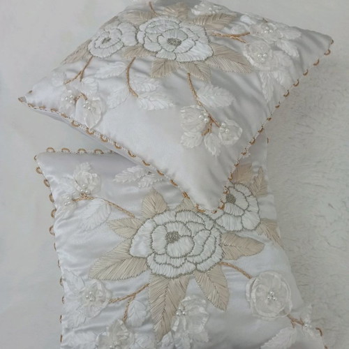 Handmade decorative doilies, 1 double and 2 single pieces
