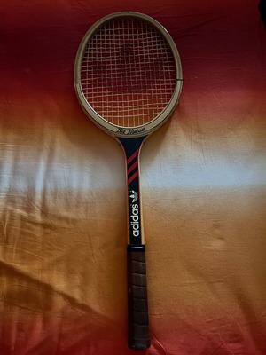Ρακέτα Τέννις Adidas Ilie Nastase Medium 4 1/2 σε άριστη κατάσταση