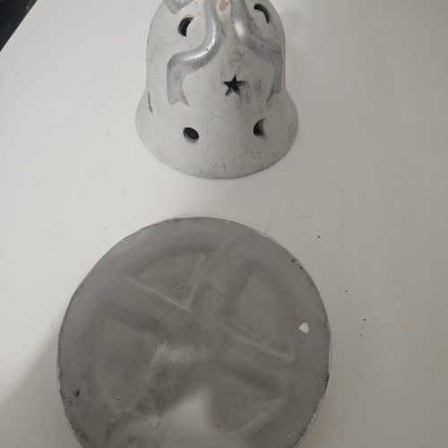 Decorative candle holder used for tealights