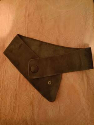 Leather belt 100% like new, gray, length 92cm