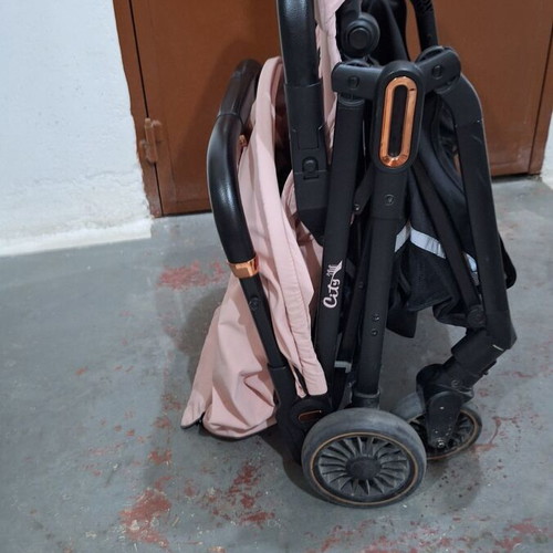 Bebe Stars City baby stroller like new, powder pink with footmuff