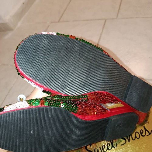 Adam's Shoes slippers new, size 39, colorful vintage design