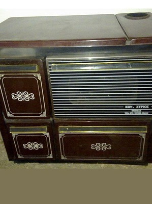 Wood Stove with Oven used, Cast Iron Surface