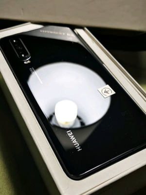 Huawei P30 μαύρο σαν καινούργιο με 128GB, Dual SIM, κάμερα Leica