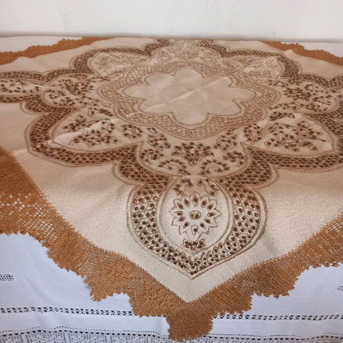 Tablecloth 120x120 with pearls, gold thread and handmade lace new