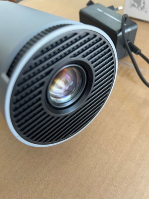 Magcubic HY300 Pro Smart προβολέας σαν καινούργιος