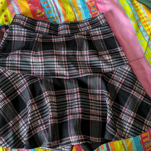 Stradivarius skort plaid XS with inner shorts