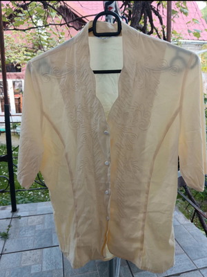 Vintage shirt size M like new, light yellow
