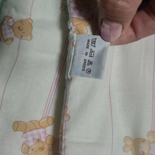 Crib blanket used, good condition
