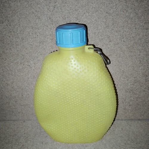 Plastic water bottle from the 70s like new, unused