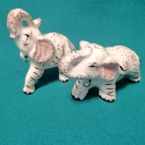 Porcelain elephant figurines vintage, like new, 1950s