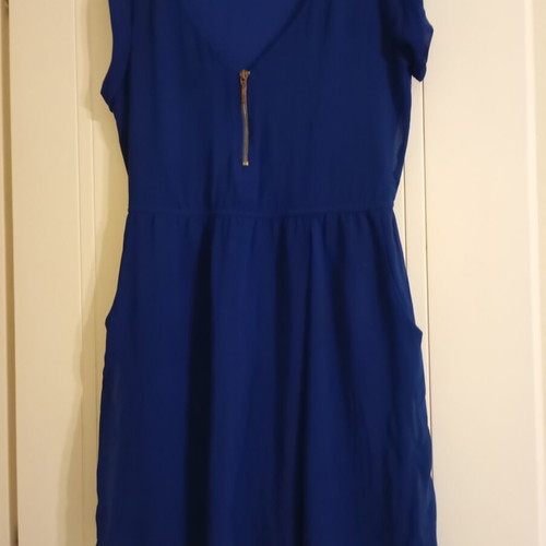 Stradivarius blue short dress like new with pockets, size M