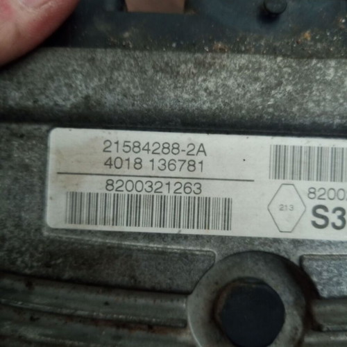 Ecu computer Renault Megane Sagem 21584288-2A used, S3000