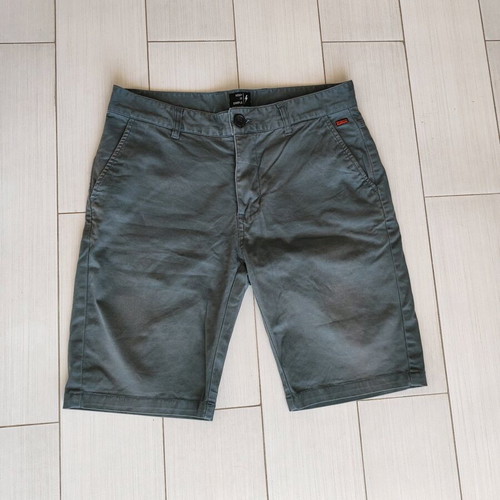 Emerson men's capri size M like new, gray