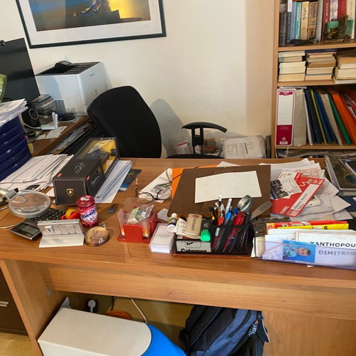 Corner desk used, separable into 2 with computer shelf