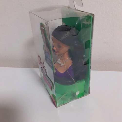 Barbie Fashionistas Mattel 2010 new