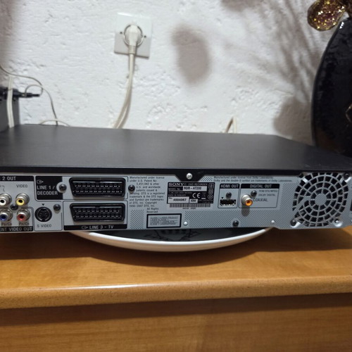 Sony RDR-AT200 DVD recorder with 250GB HDD, used