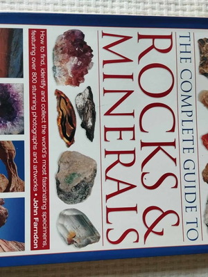 The Complete Guide to Rocks & Minerals σε άριστη κατάσταση