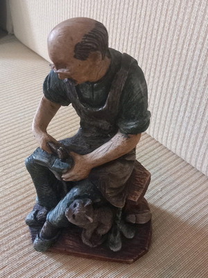 Ceramic O Tsagkaris decorative like new